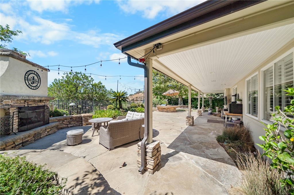 5446 Sunlight Property Photo 49