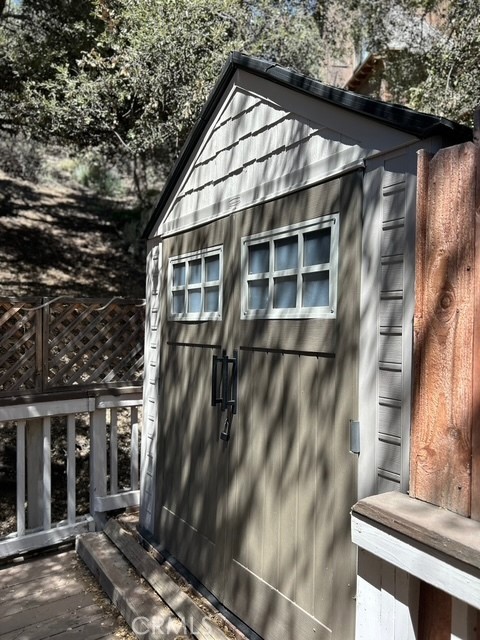 1916 Poplar Property Photo 21