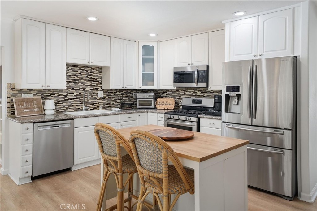 25302 Via Ramon Property Photo 15