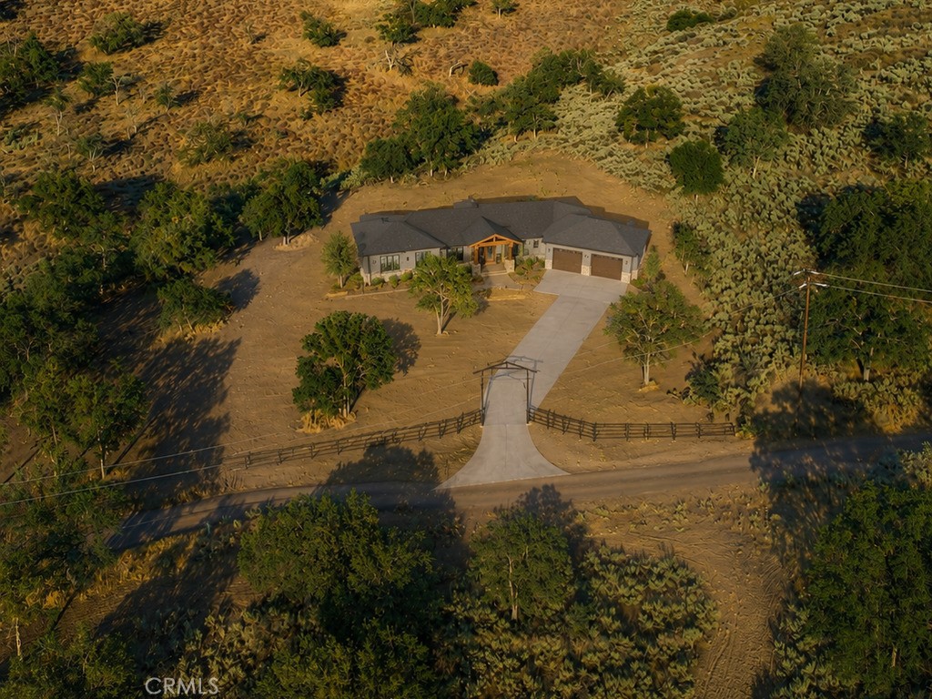 0 Chalet Property Photo 4