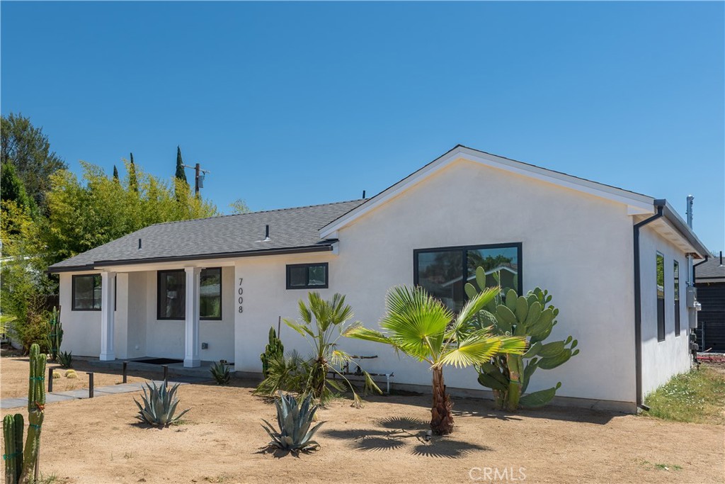 7008 Aura Property Photo 4
