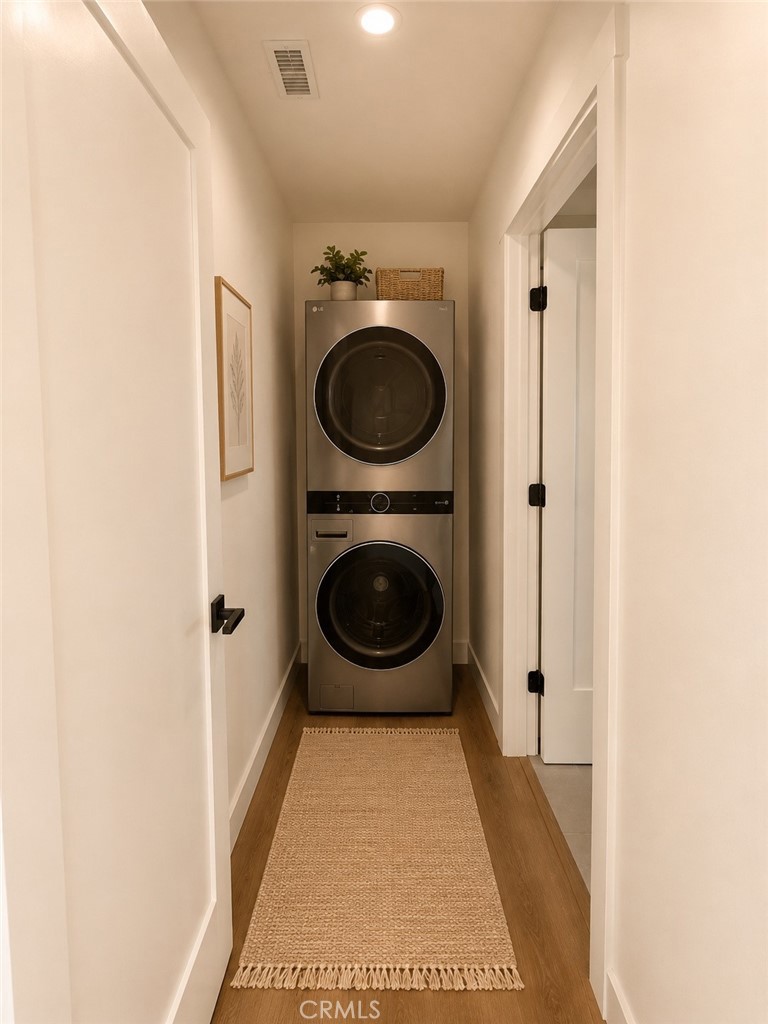 7008 Aura Property Photo 10