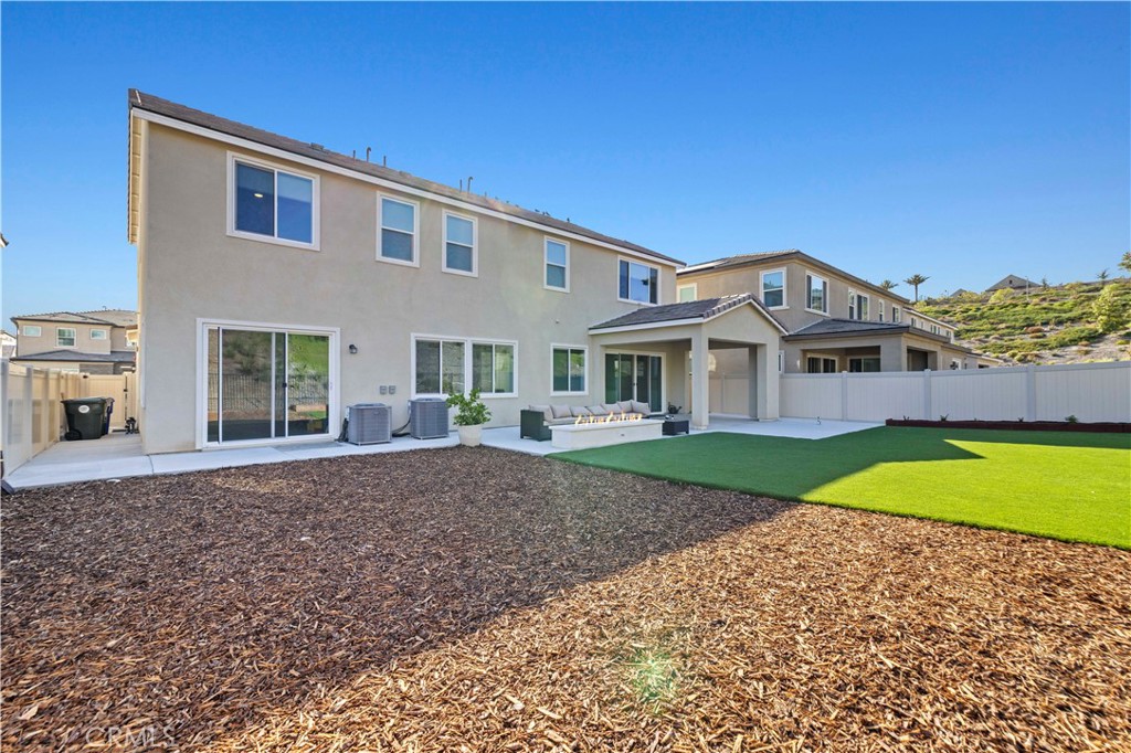28683 Windbreak Property Photo 32