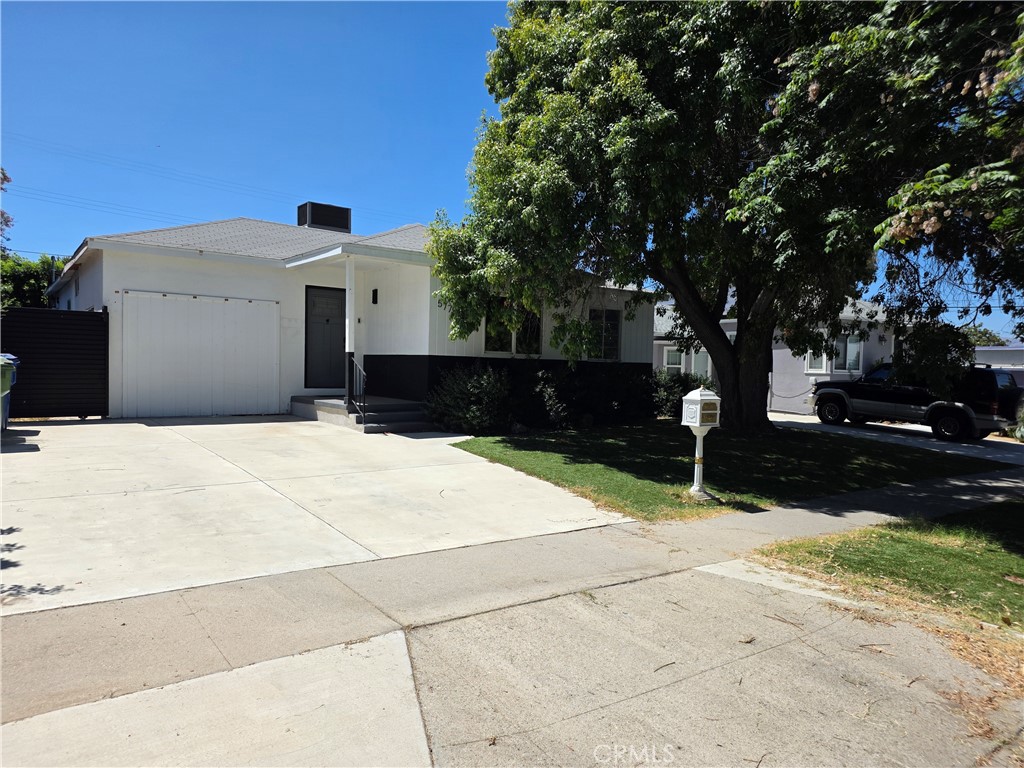 5779 Enfield Property Photo 1
