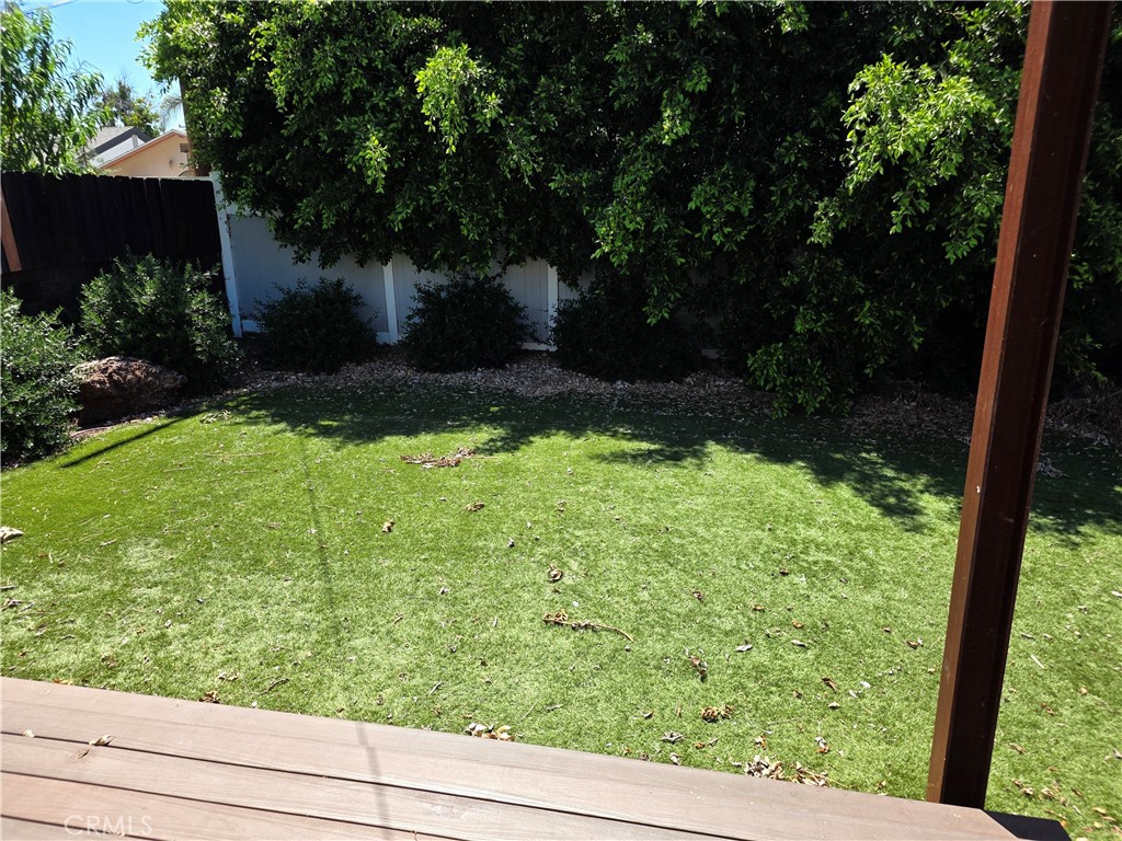 5779 Enfield Property Photo 13