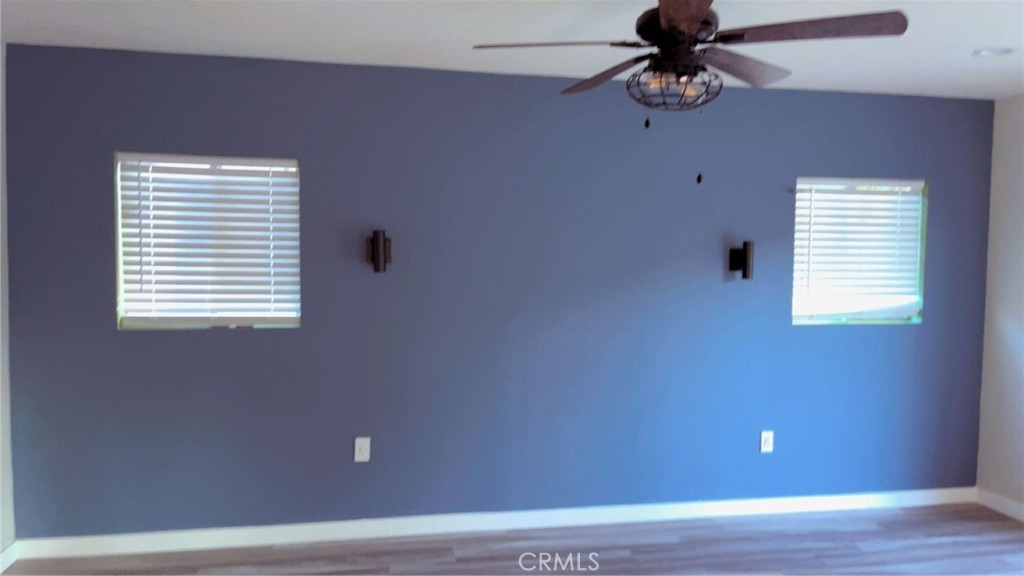 5779 Enfield Property Photo 20