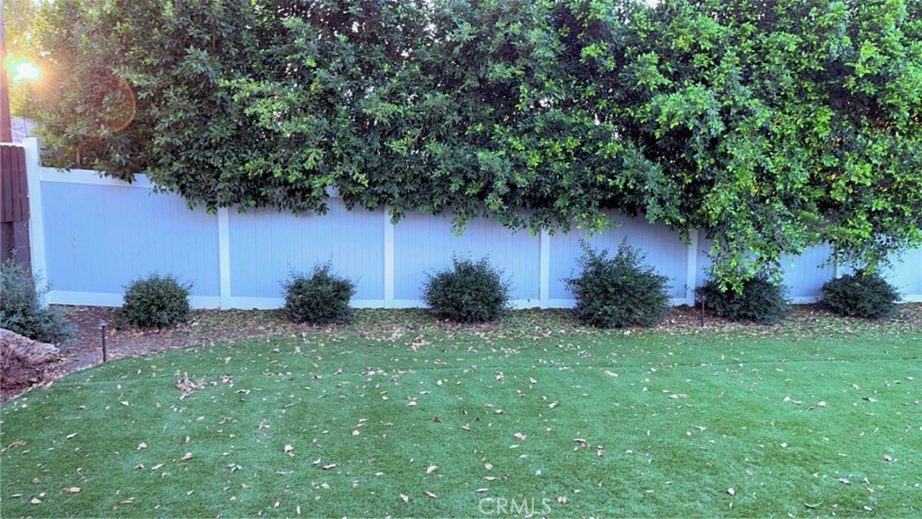 5779 Enfield Property Photo 21