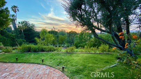 5950 Winnetka Property Photo 2