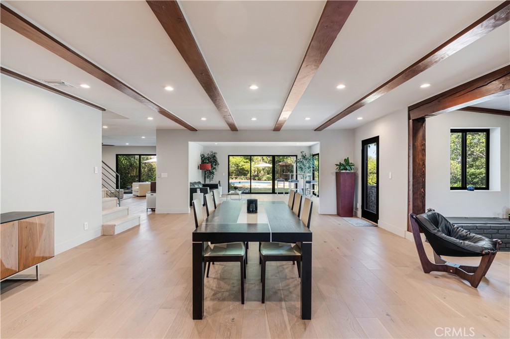 5950 Winnetka Property Photo 16