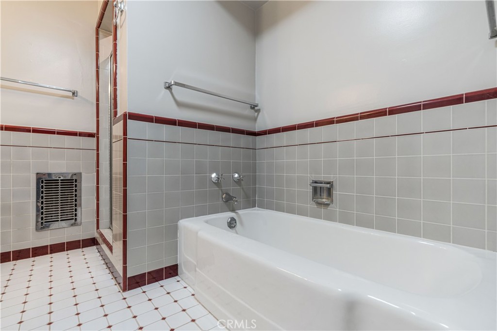 5950 Winnetka Property Photo 36