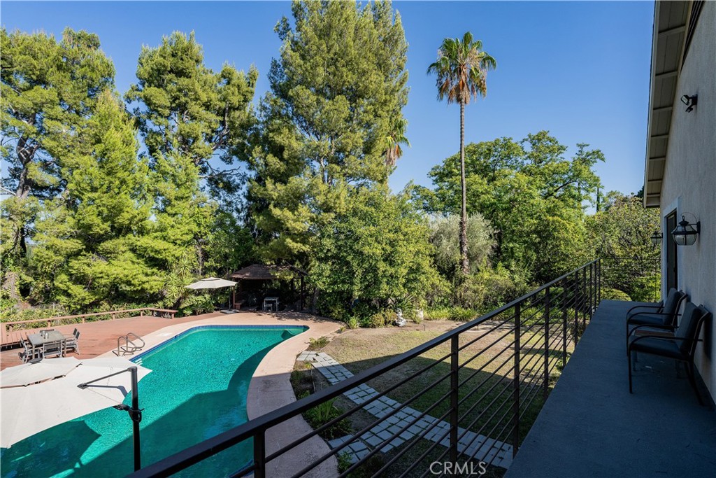 5950 Winnetka Property Photo 46