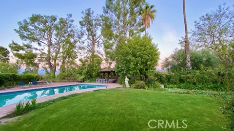 5950 Winnetka Property Photo 47