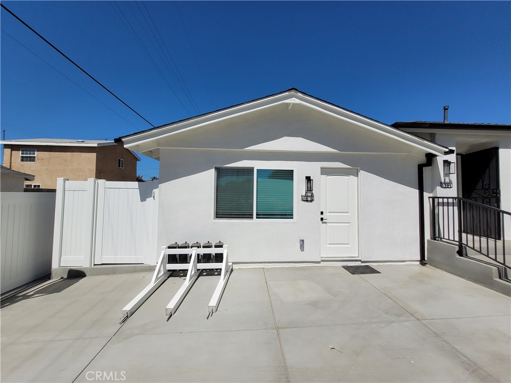 8321 Quartz Avenue 1/4 Property Photo 1