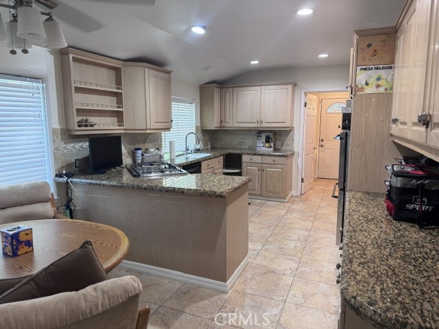 5307 Vanalden Property Photo 20