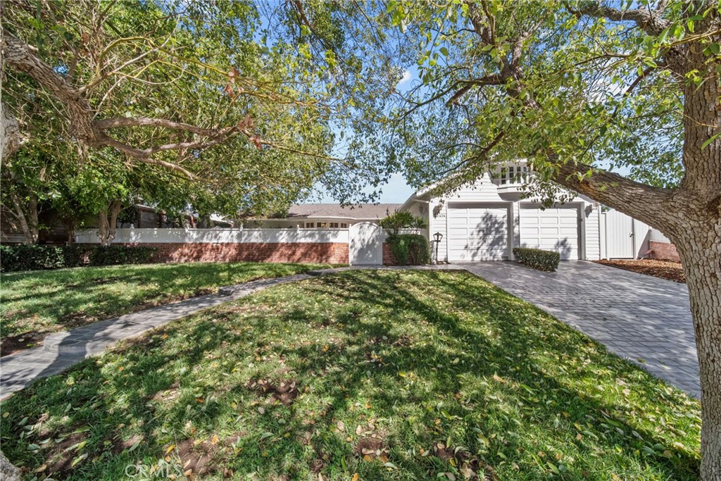 23414 Balmoral Property Photo 5