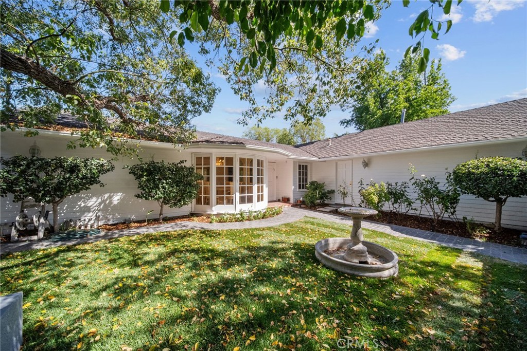23414 Balmoral Property Photo 8
