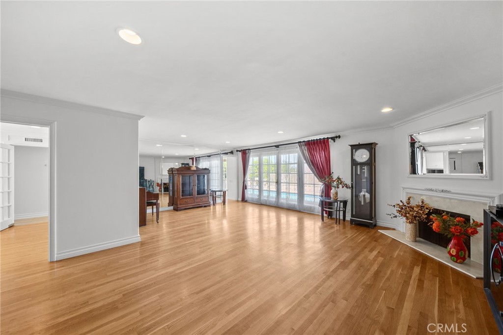 23414 Balmoral Property Photo 14