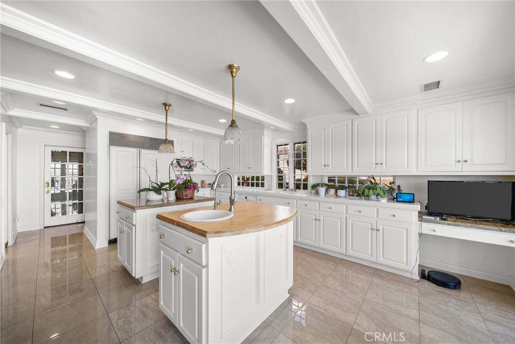 23414 Balmoral Property Photo 25