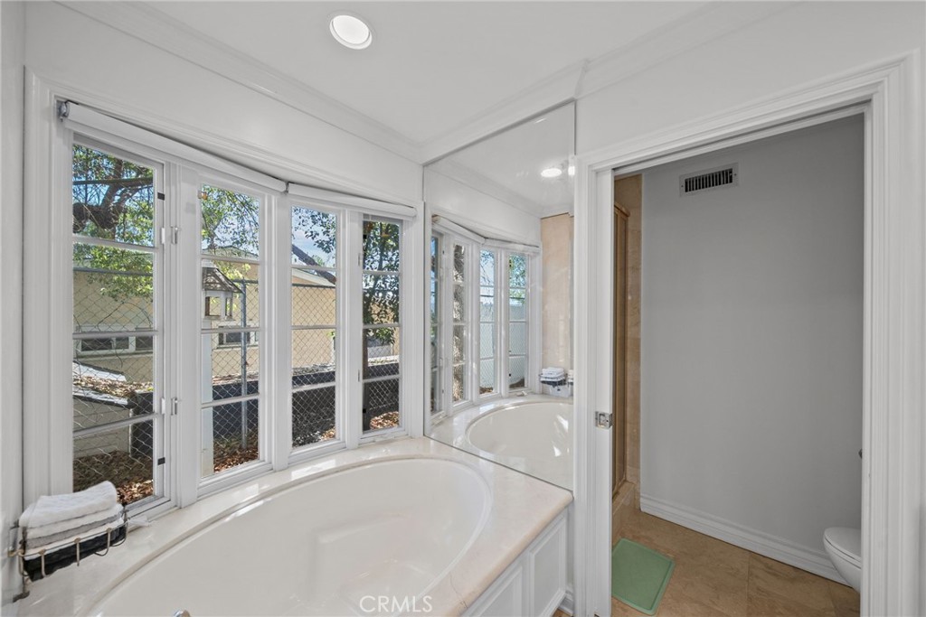 23414 Balmoral Property Photo 41