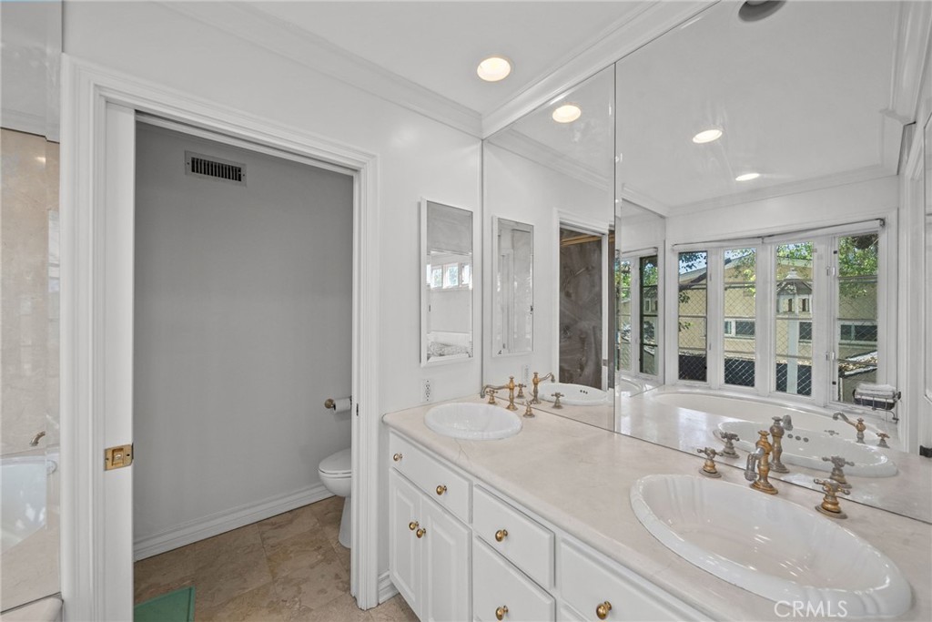 23414 Balmoral Property Photo 42