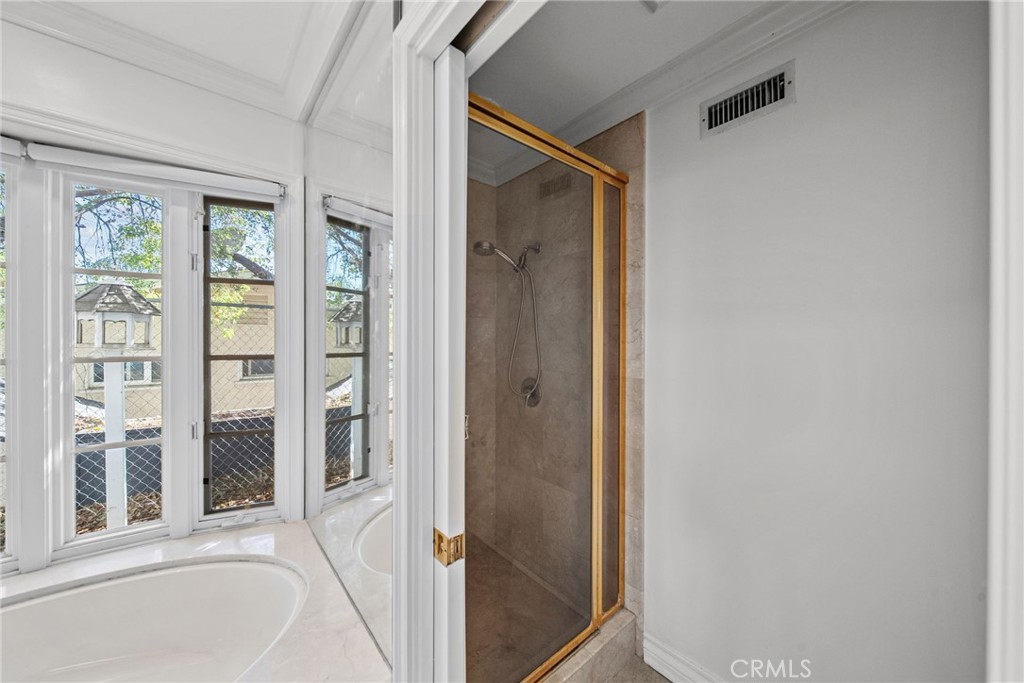 23414 Balmoral Property Photo 43