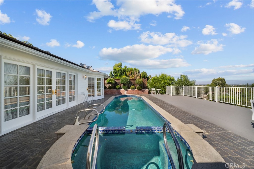 23414 Balmoral Property Photo 49