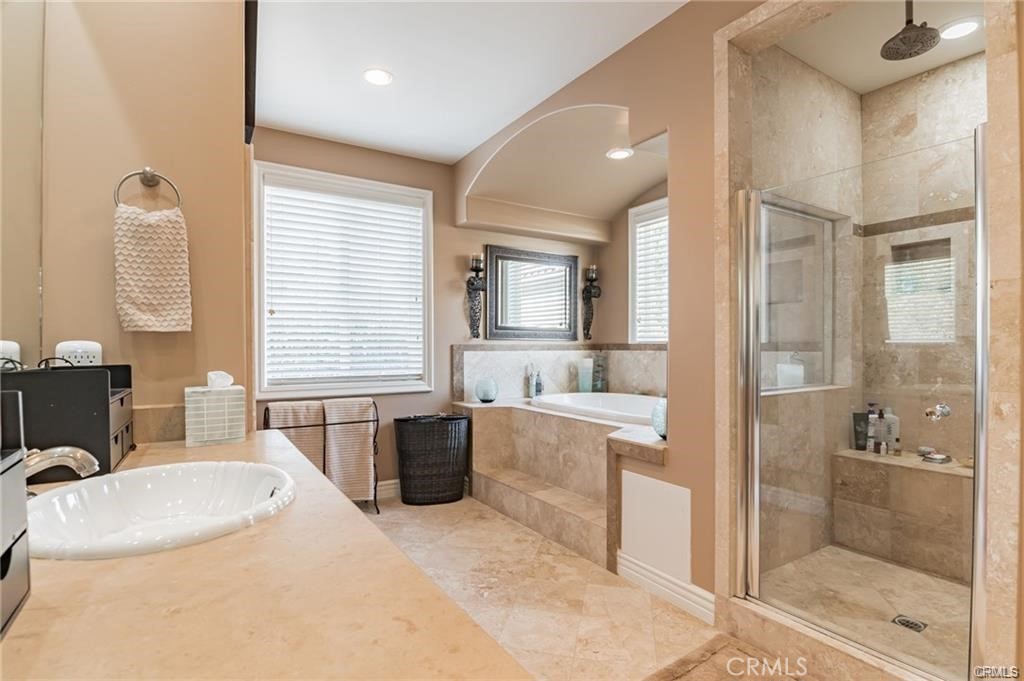 15102 Greenleaf Property Photo 2