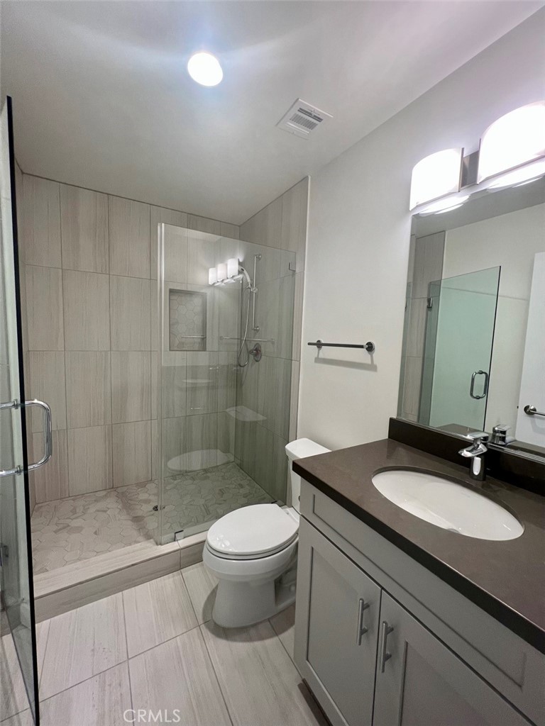 314 6th 609 Property Photo 11