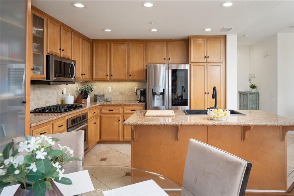 27008 Pebble Beach Drive Property Photo 9