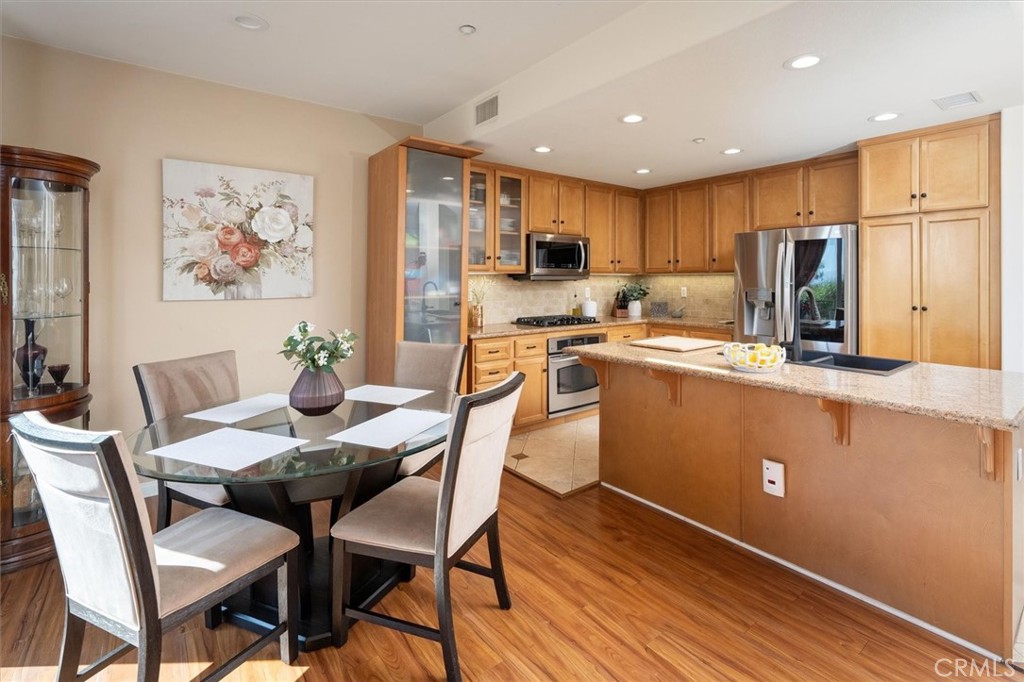 27008 Pebble Beach Drive Property Photo 13