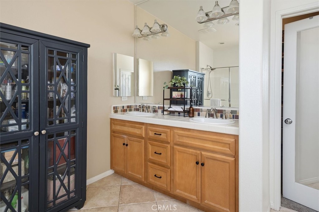 27008 Pebble Beach Drive Property Photo 20