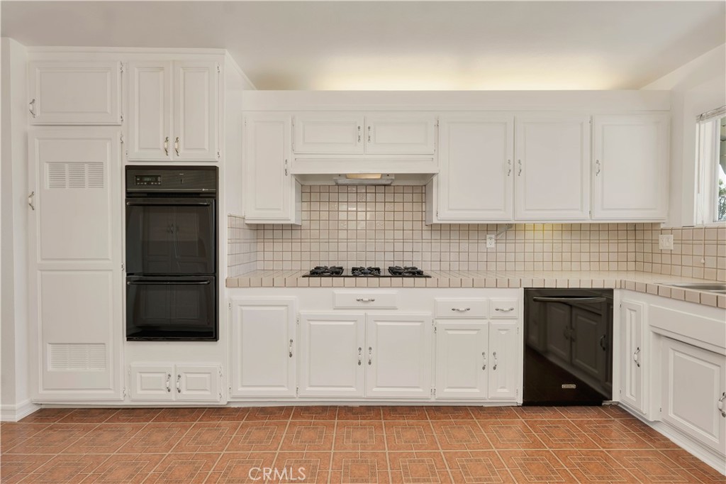 17221 Tuba Street Property Photo 23