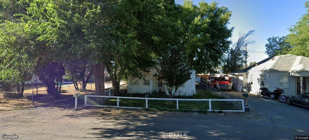 1205 W 8th Property Photo 1