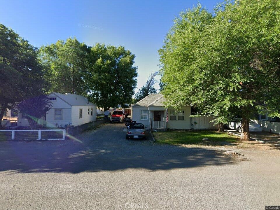 1207 W 8th Property Photo 1