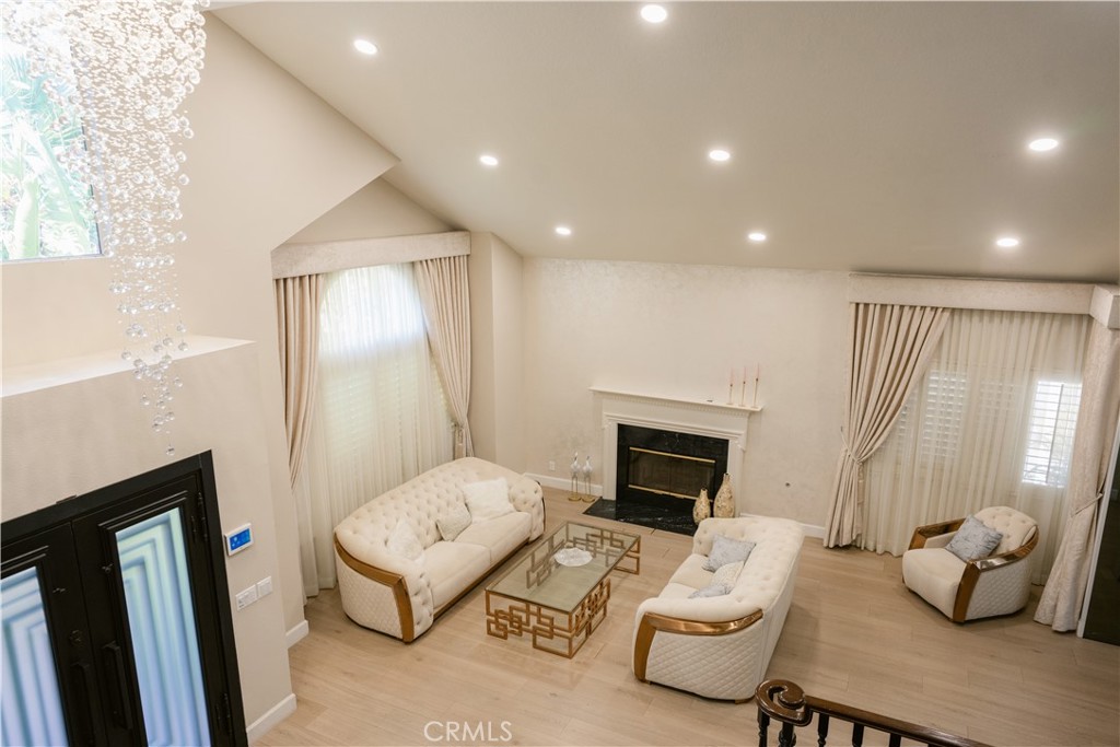 3060 Sioux Court Property Photo 2
