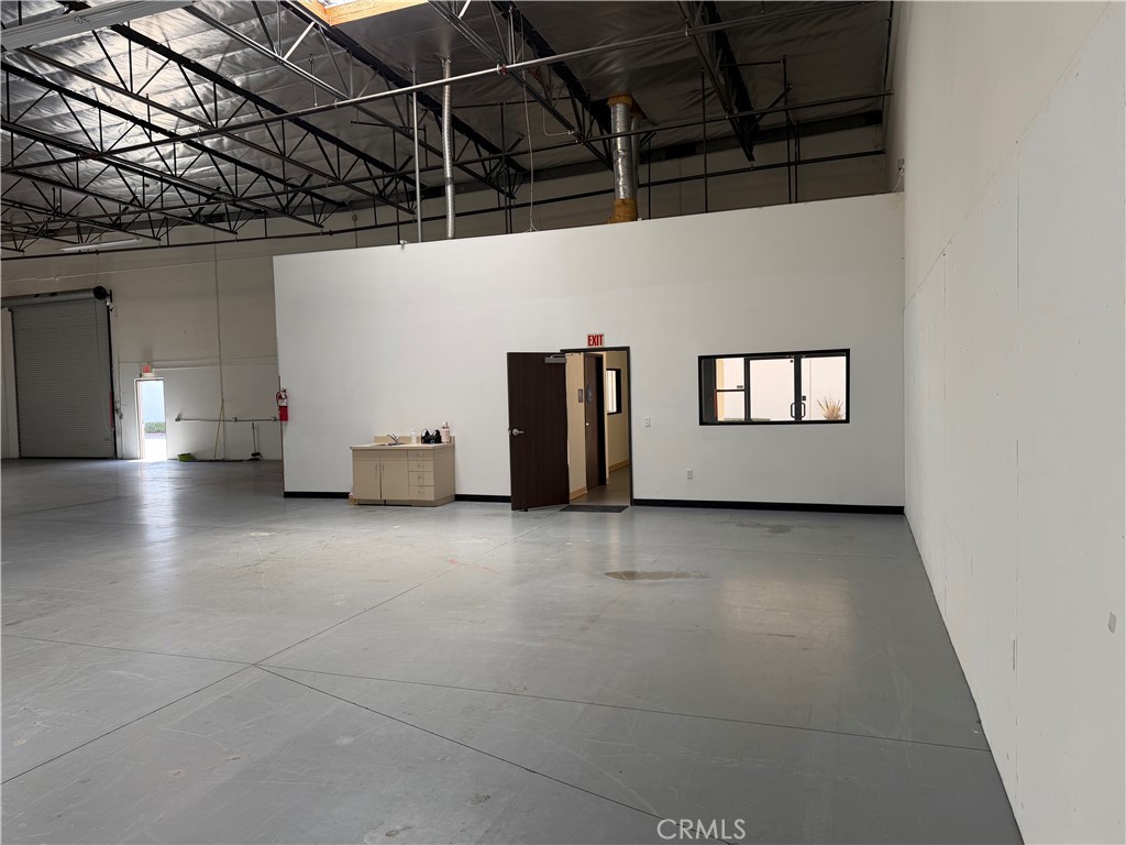 16870 S Main Property Photo 4