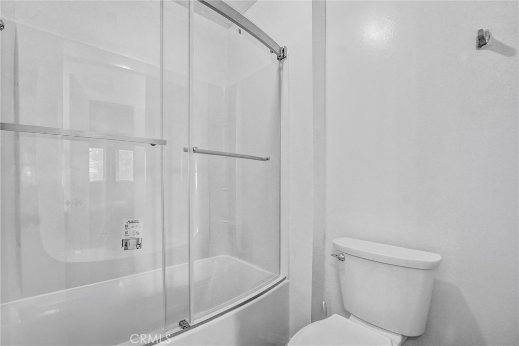 19451 Sherman Way 504 Property Photo 14
