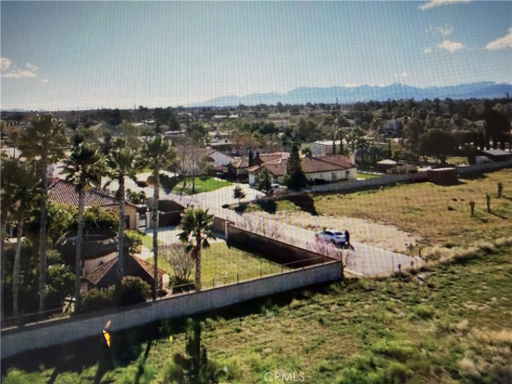1 Desert Rose Drive Property Photo 3