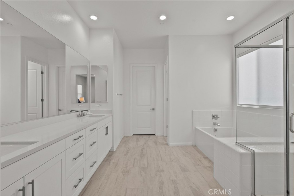 18725 Big Cedar Drive Property Photo 16
