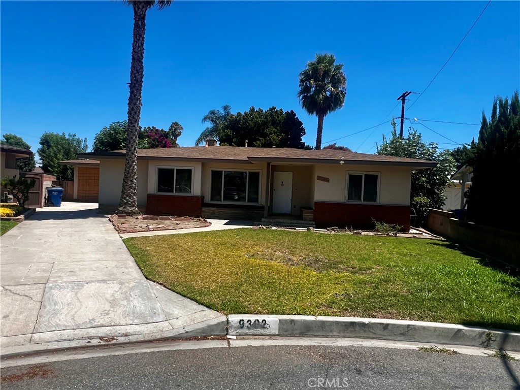 9302 Orizaba Property Photo 1