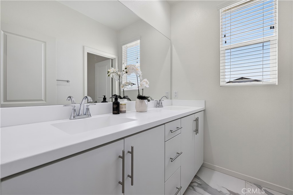 28588 Foothill Property Photo 19