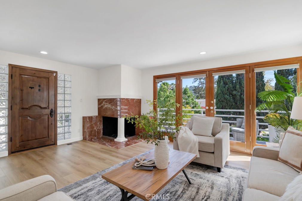 4392 Pampas Road Property Photo 6