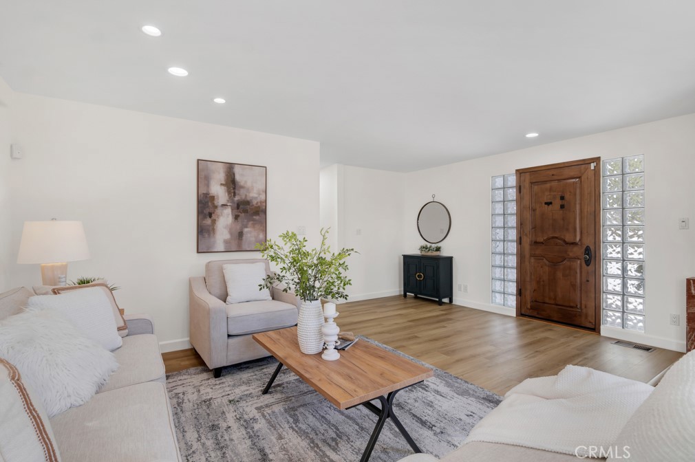 4392 Pampas Road Property Photo 18