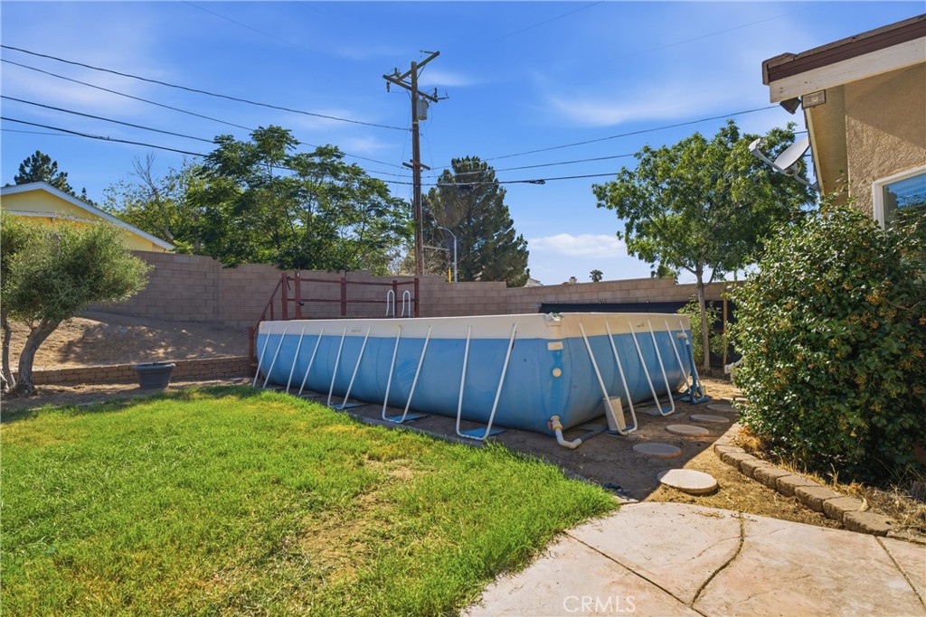 42165 Silver Puffs Property Photo 9