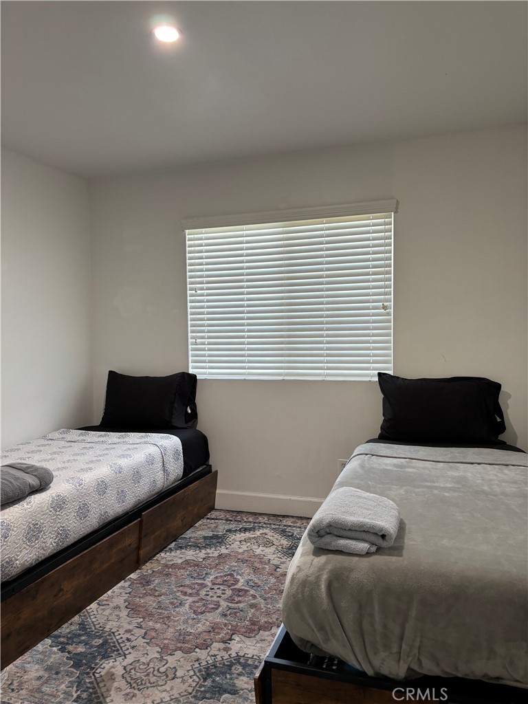 8341 Kelvin Property Photo 12