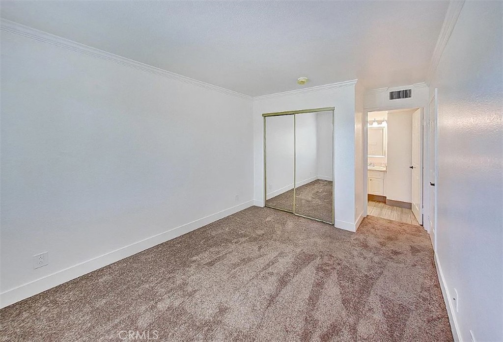 9144 Burnet Avenue 32 Property Photo 12