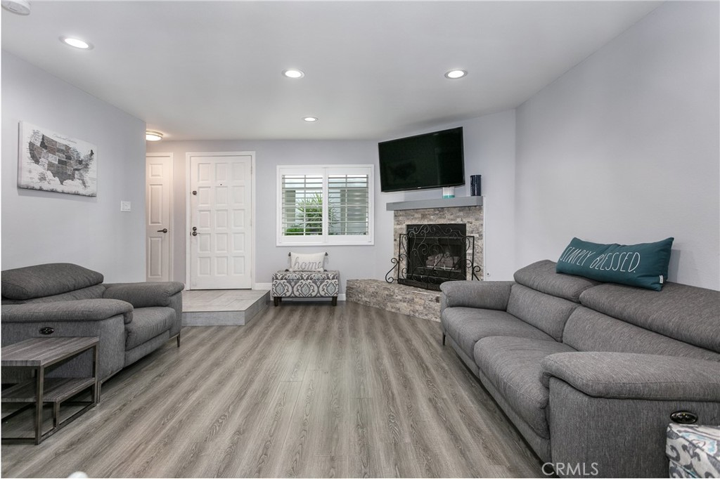 618 N Howard Street 128 Property Photo 2