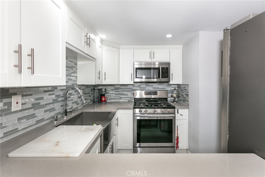 618 N Howard Street 128 Property Photo 6