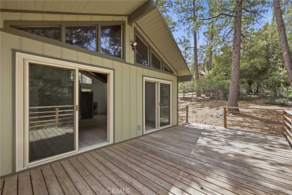 2009 Bernina Property Photo 20