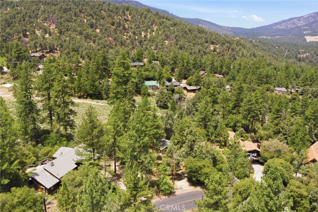 2009 Bernina Property Photo 33